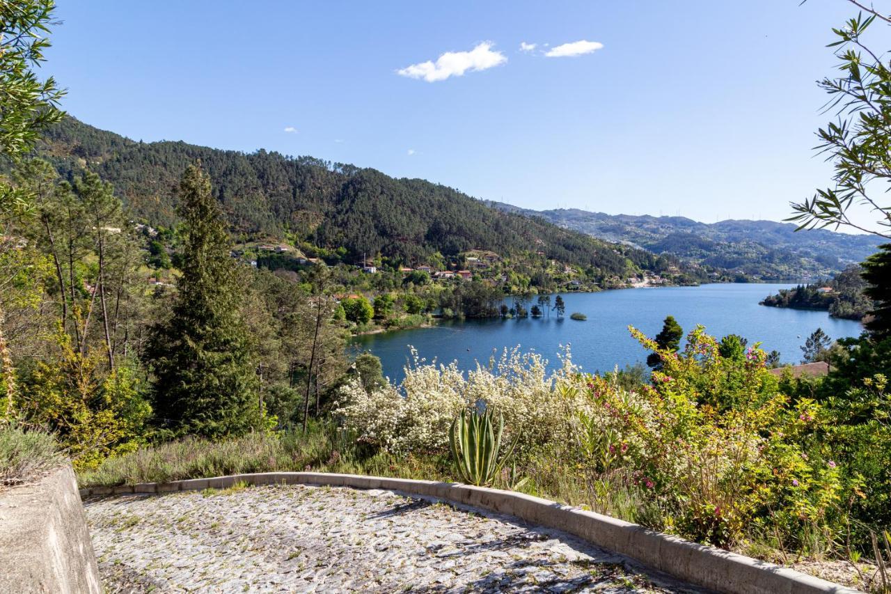 Mountain Views By Casas *